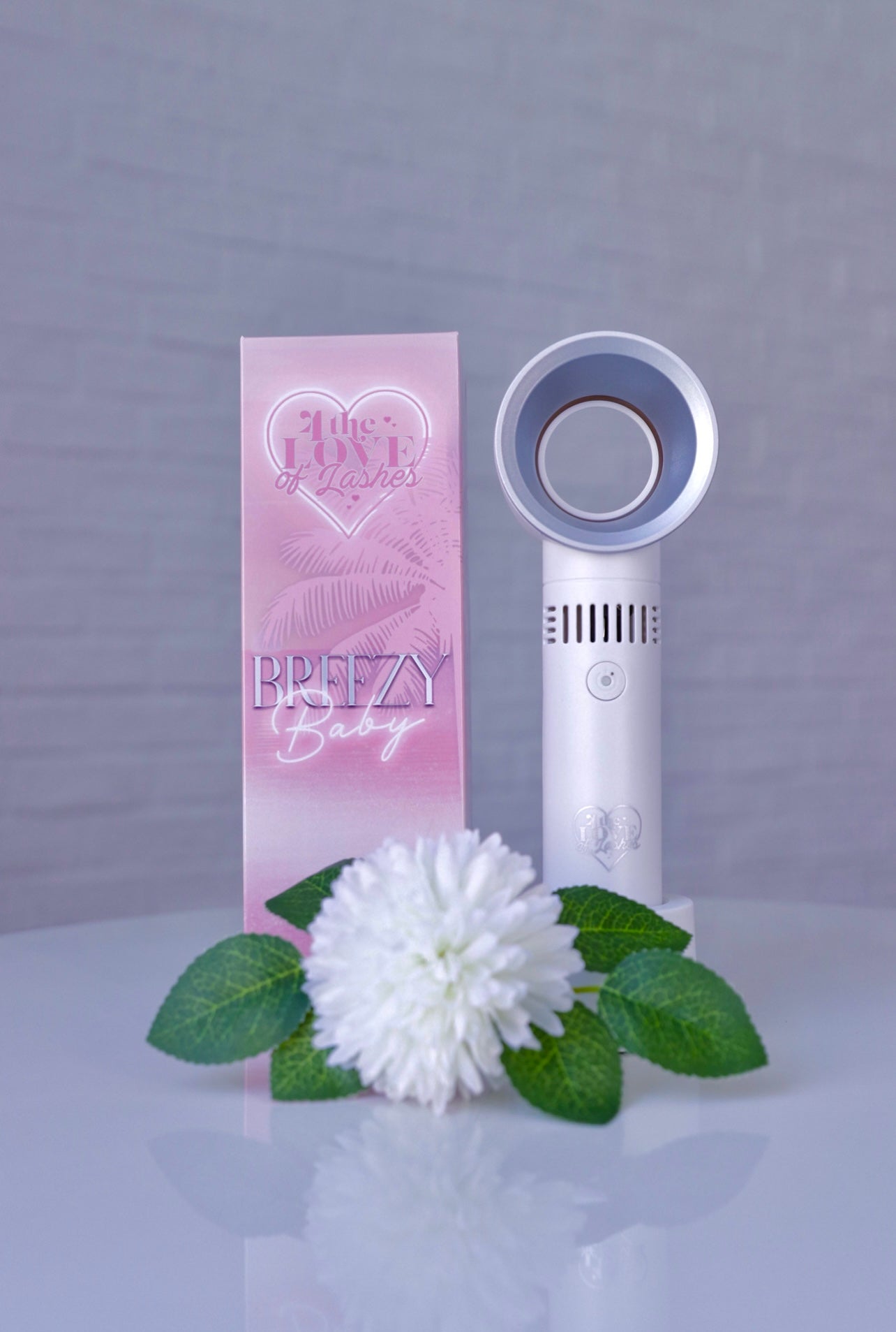 Breezy Baby Lash Fan
