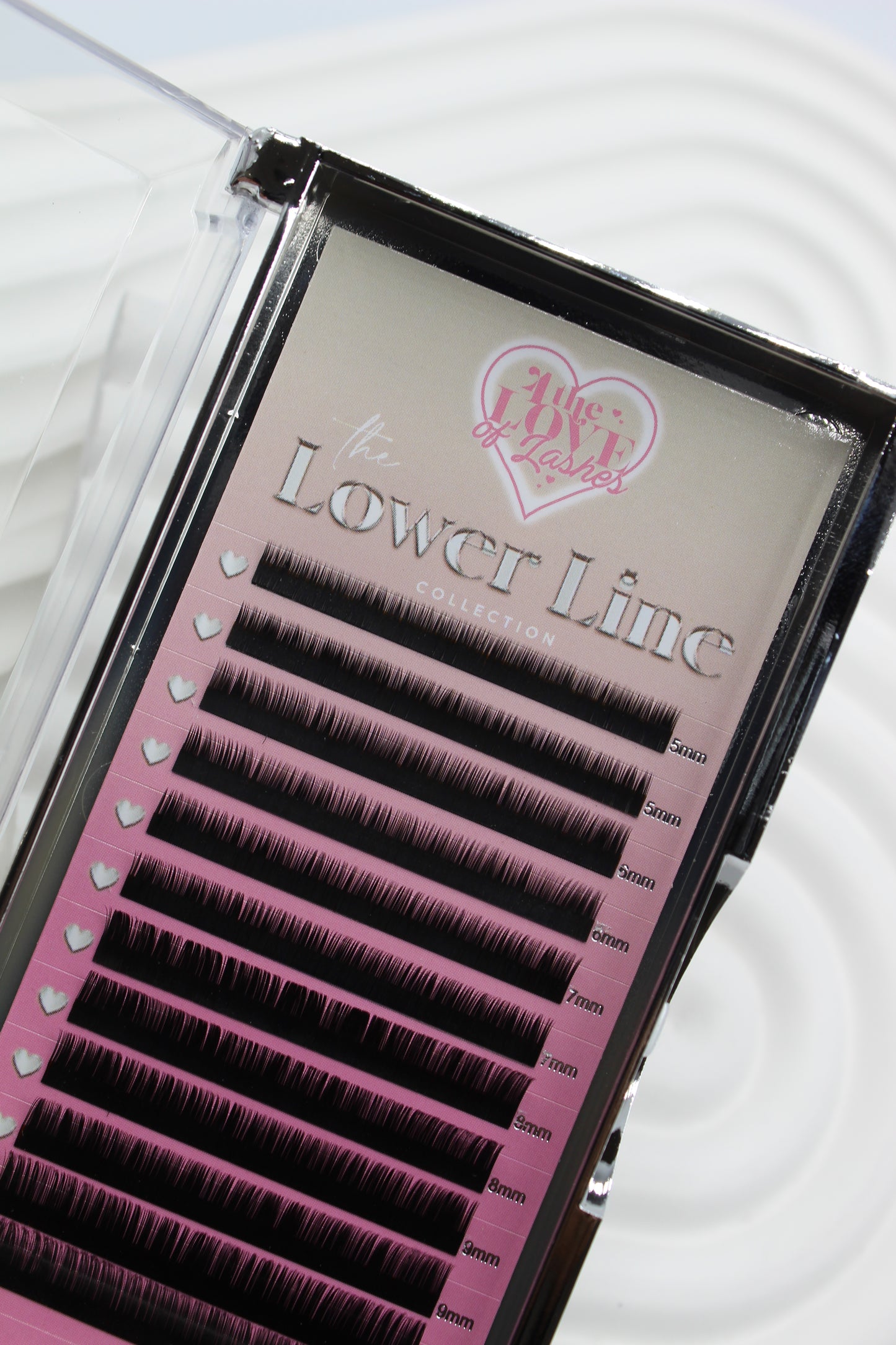The Lower Line: Bottom Lash Tray